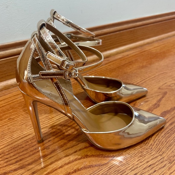 NIB HALSTON Champagne Mirror Pumps 7M - Picture 4 of 7